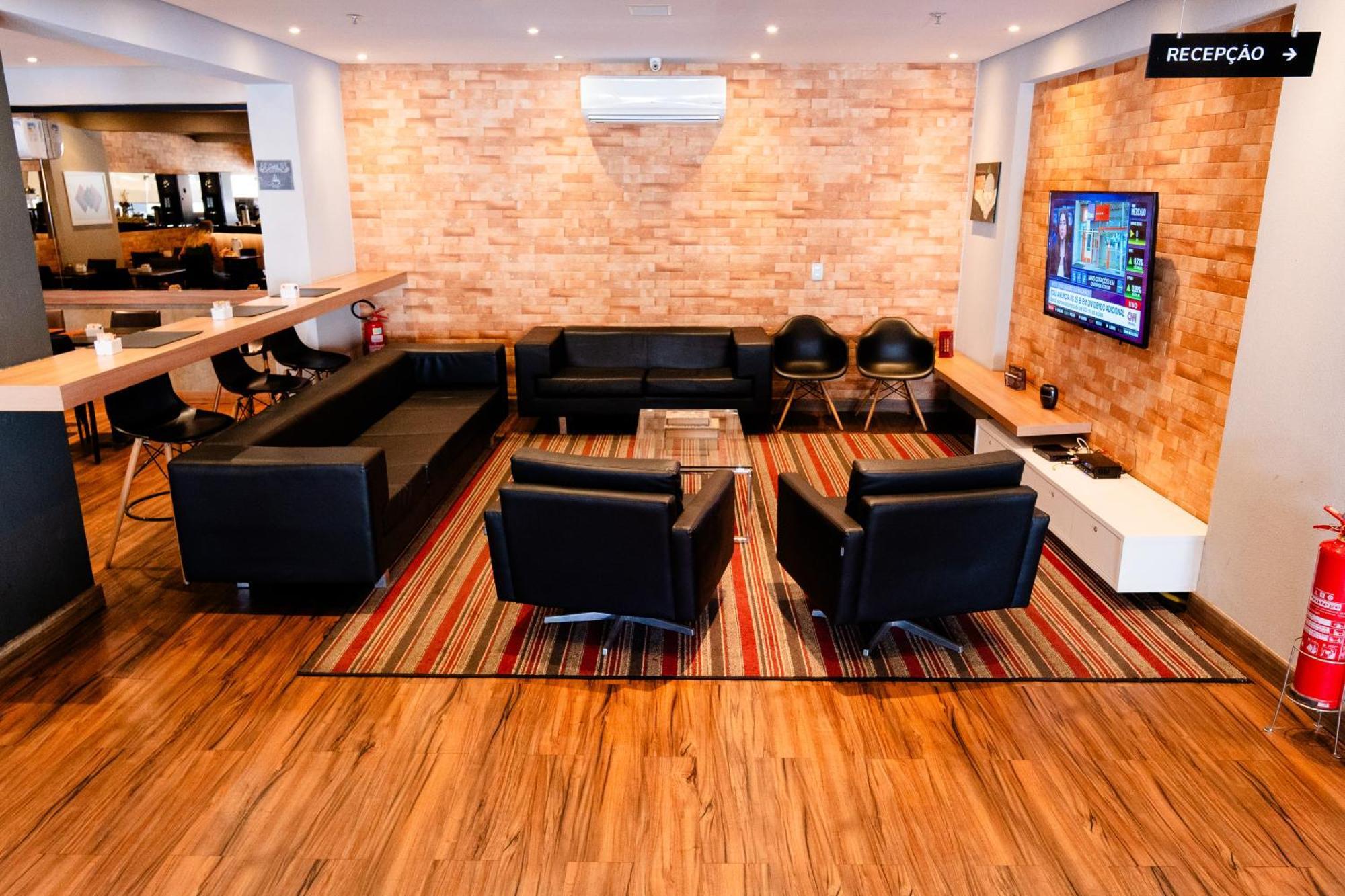 I5 Play Hotel Aguas Claras Extérieur photo