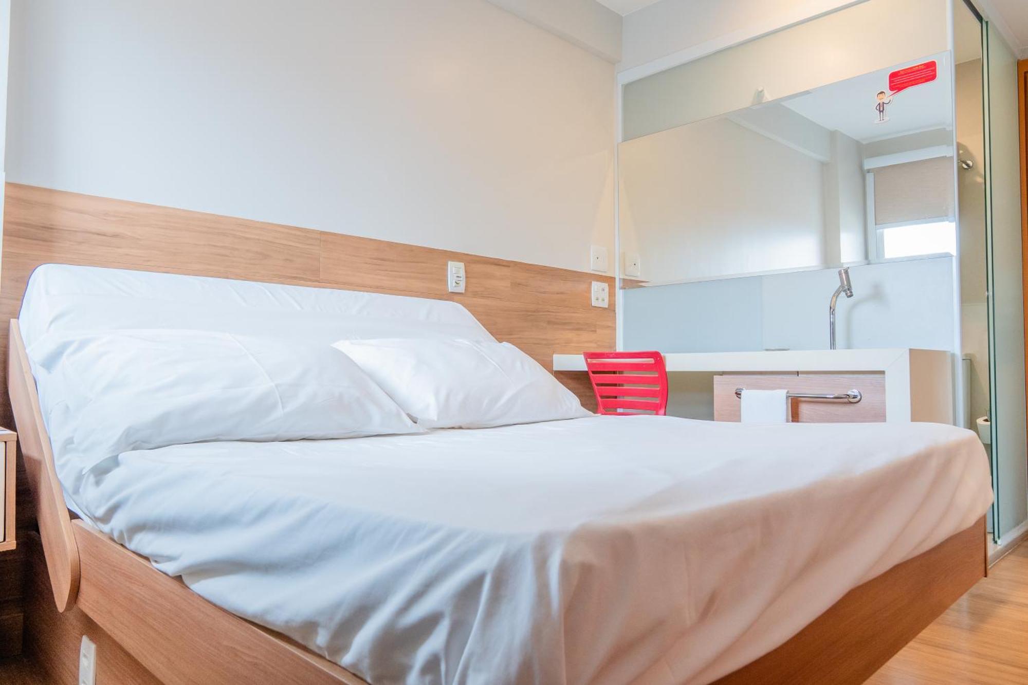 I5 Play Hotel Aguas Claras Extérieur photo