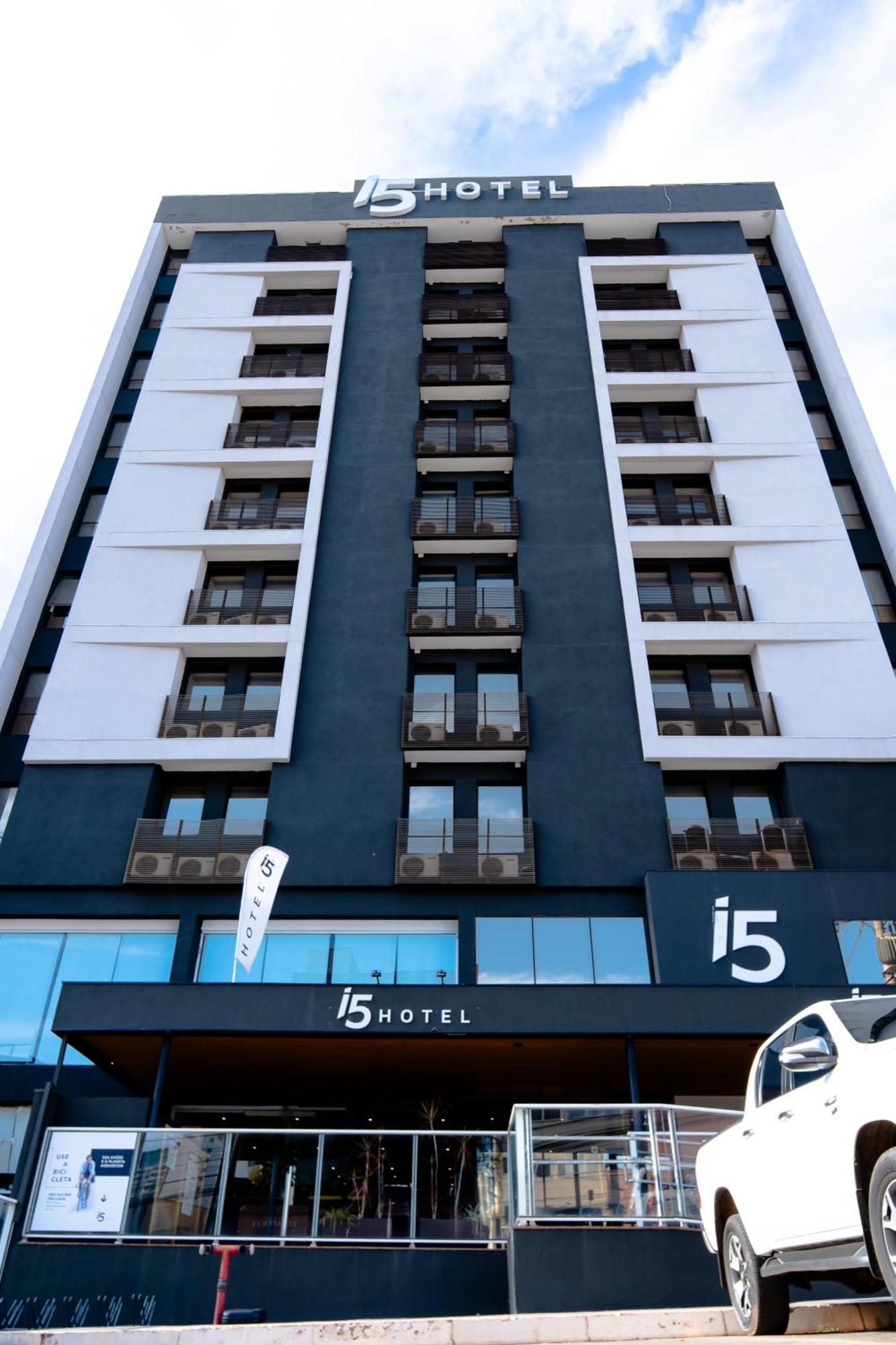 I5 Play Hotel Aguas Claras Extérieur photo
